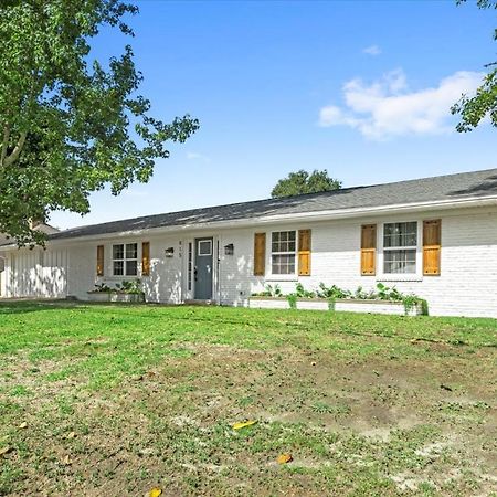 Ranch Home Gem 5Br Home Sleeps 12 With Game Room Gulfport Ngoại thất bức ảnh