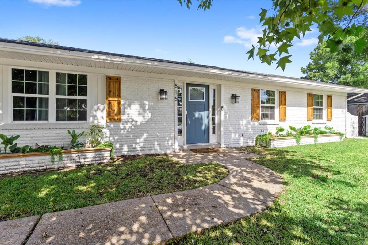 Ranch Home Gem 5Br Home Sleeps 12 With Game Room Gulfport Ngoại thất bức ảnh